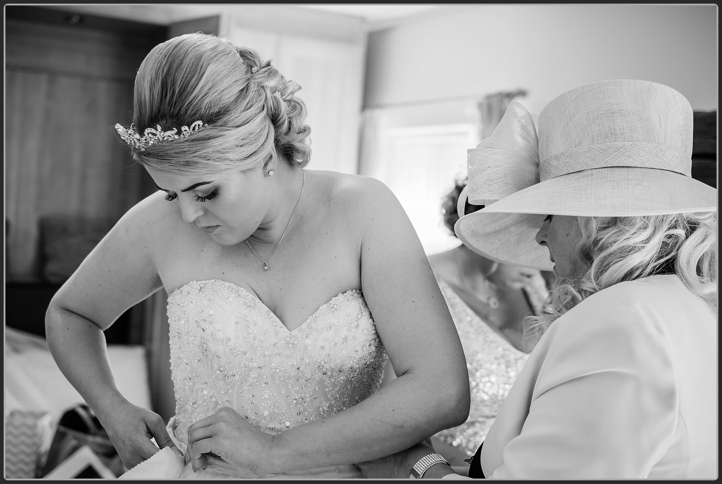 Bride and bridesmaids getting ready at the Limes Country Lodge Hotel